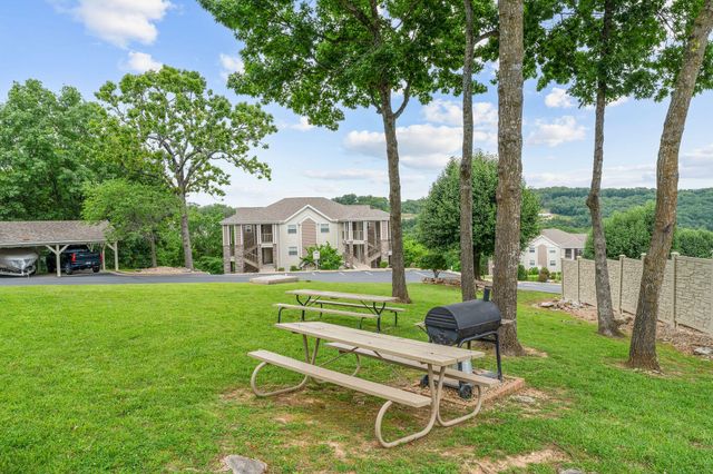902 Rocky Shore Terrace, Kimberling City, MO 65686