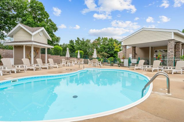 902 Rocky Shore Terrace, Kimberling City, MO 65686