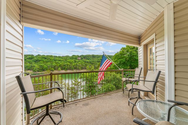 902 Rocky Shore Terrace, Kimberling City, MO 65686