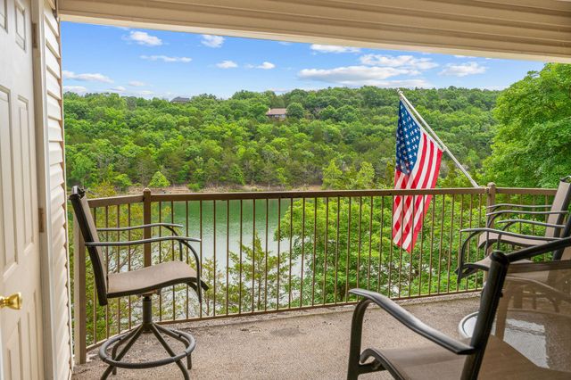 902 Rocky Shore Terrace, Kimberling City, MO 65686