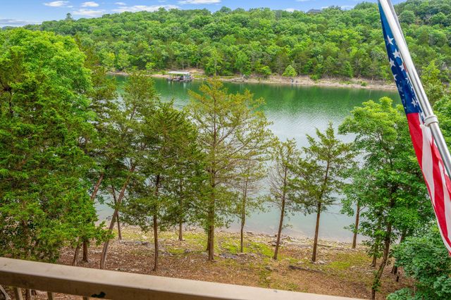 902 Rocky Shore Terrace, Kimberling City, MO 65686