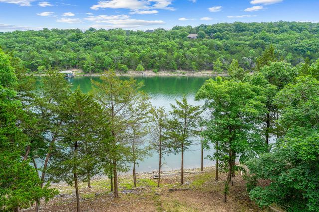 902 Rocky Shore Terrace, Kimberling City, MO 65686