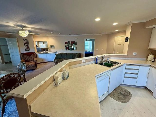 902 Rocky Shore Terrace, Kimberling City, MO 65686