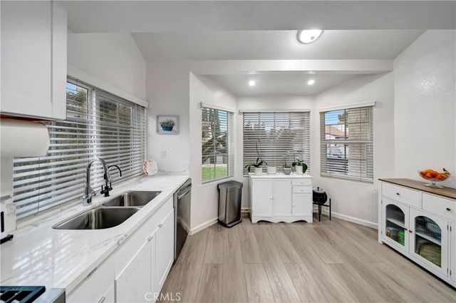 21733 Vintage, Chatsworth, CA 91311