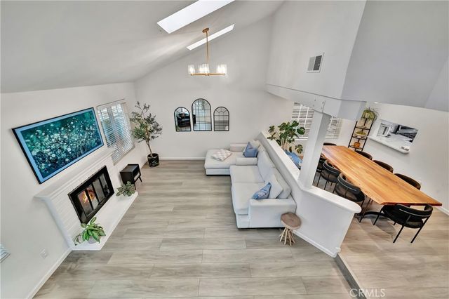 21733 Vintage, Chatsworth, CA 91311