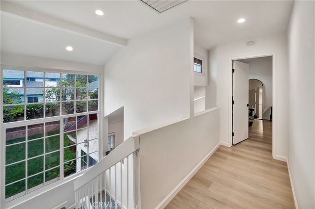 21733 Vintage, Chatsworth, CA 91311