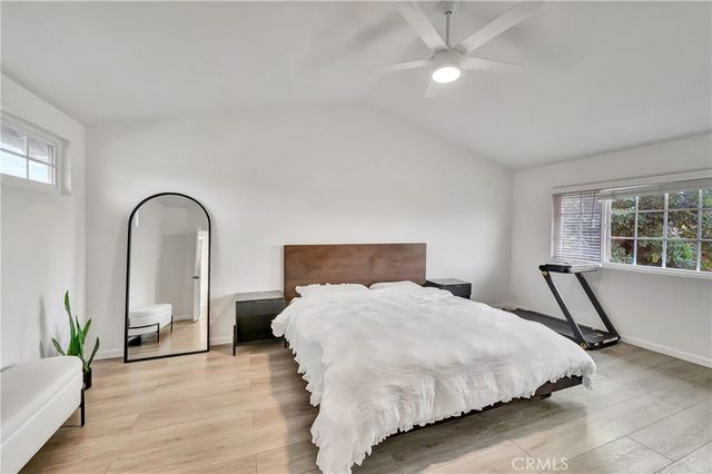 21733 Vintage, Chatsworth, CA 91311