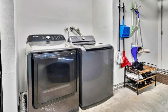 21733 Vintage, Chatsworth, CA 91311