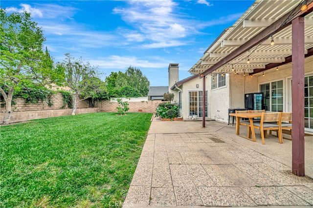 21733 Vintage, Chatsworth, CA 91311