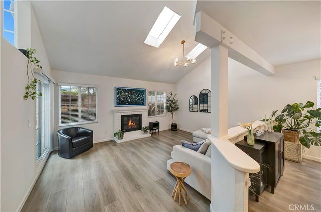 21733 Vintage, Chatsworth, CA 91311