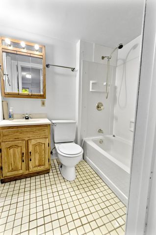 157 Bates Avenue, Saint Paul, MN 55106