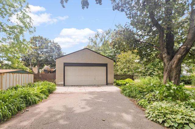 157 Bates Avenue, Saint Paul, MN 55106