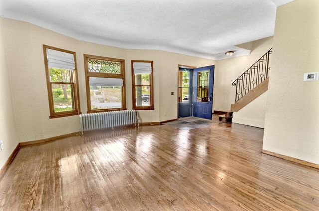 157 Bates Avenue, Saint Paul, MN 55106
