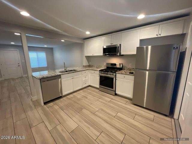 4843 E Cambridge Avenue Apt 10, Phoenix, AZ 85008