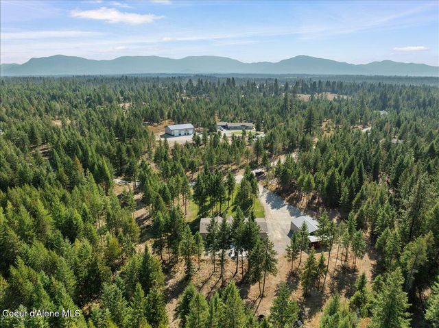 86 Payette Dr, Athol, ID 83801