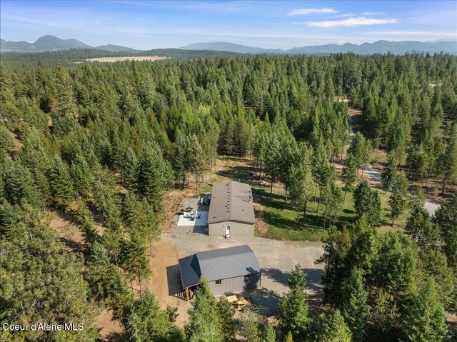 86 Payette Dr, Athol, ID 83801