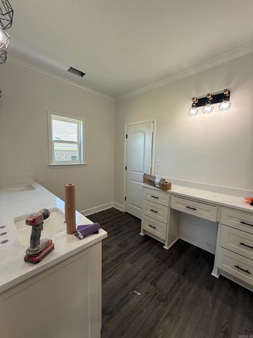 515 Madeleine Circle, Austin, AR 72007
