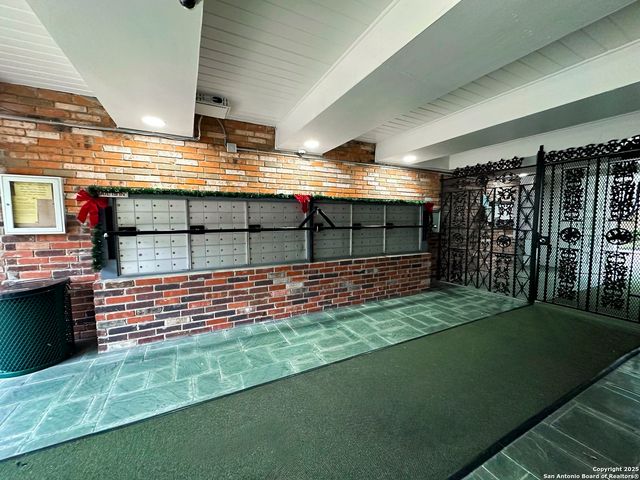 8401 N New Braunfels Ave Apt 317A, San Antonio, TX 78209