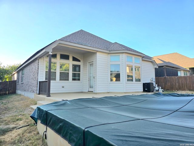 13822 QUIET FOX LN, San Antonio, TX 78245