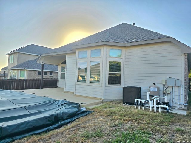 13822 QUIET FOX LN, San Antonio, TX 78245