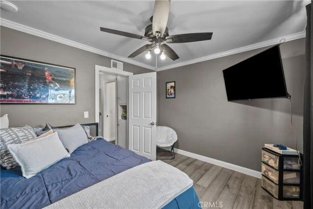27933 Honeycomb, Saugus, CA 91350
