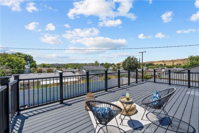 27933 Honeycomb, Saugus, CA 91350