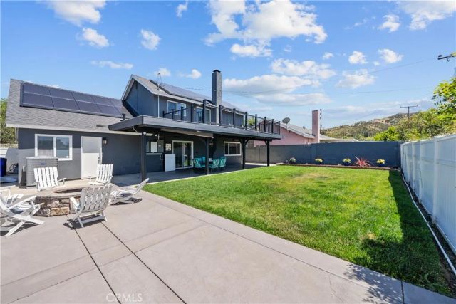 27933 Honeycomb, Saugus, CA 91350