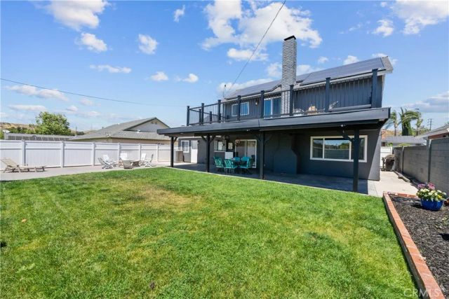 27933 Honeycomb, Saugus, CA 91350