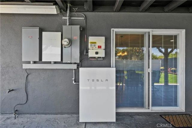 27933 Honeycomb, Saugus, CA 91350