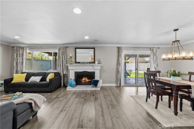 27933 Honeycomb, Saugus, CA 91350