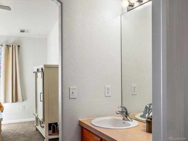 4645 Hahns Peak Drive 201, Loveland, CO 80538