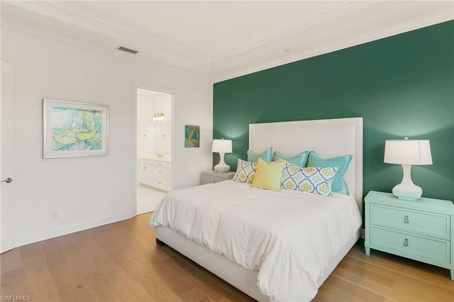 9633 Montelanico LOOP # 203, Naples, FL 34119