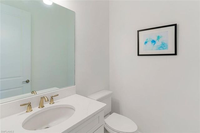 9633 Montelanico LOOP # 203, Naples, FL 34119