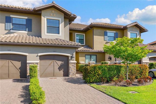 9633 Montelanico LOOP # 203, Naples, FL 34119