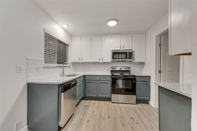 2514 Bobwhite Boulevard, Mesquite, TX 75149