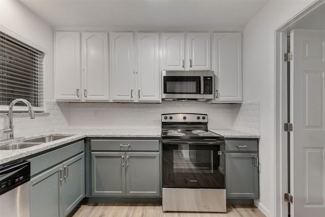 2514 Bobwhite Boulevard, Mesquite, TX 75149