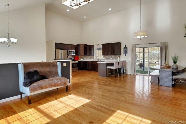 111 Logans Way, Maybrook, NY 12543