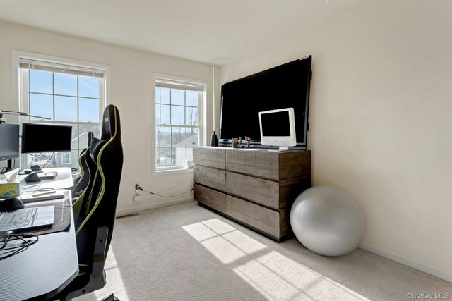 111 Logans Way, Maybrook, NY 12543