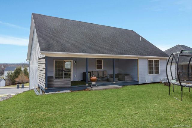 111 Logans Way, Maybrook, NY 12543