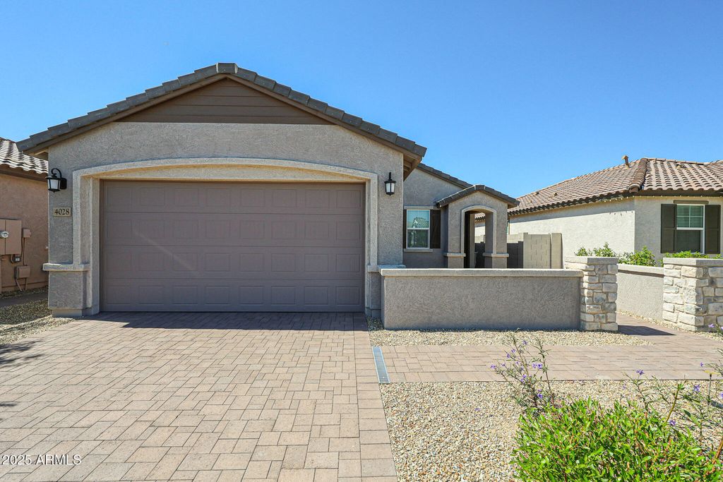 4028 S 111TH Avenue, Tolleson, AZ 85353