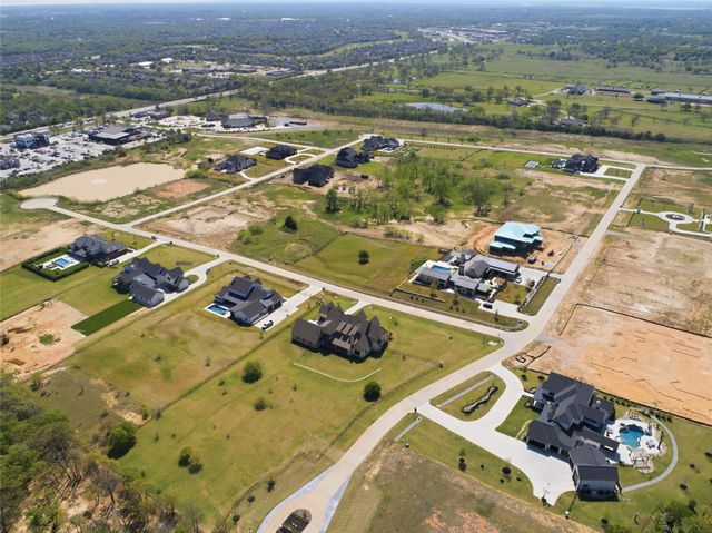 1318 Avalon Court, Bartonville, TX 76226