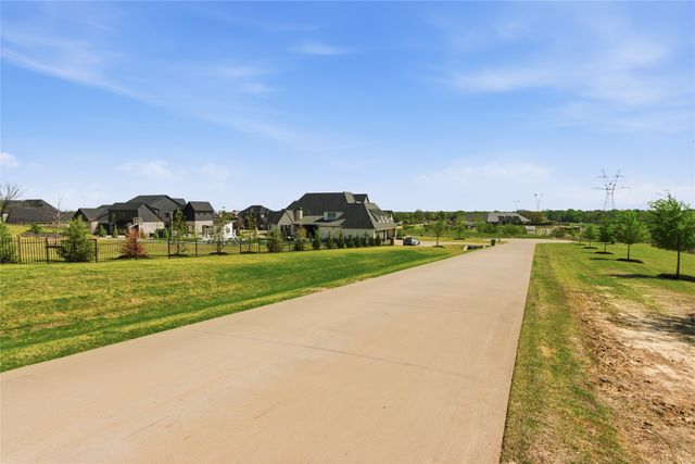 1318 Avalon Court, Bartonville, TX 76226