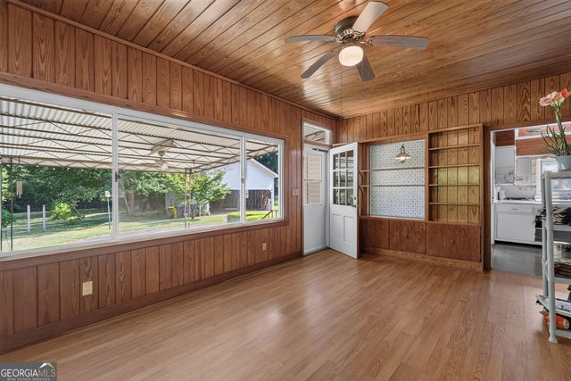 365 W Johnston Street, Forsyth, GA 31029