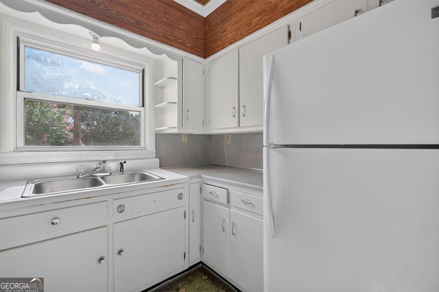 365 W Johnston Street, Forsyth, GA 31029