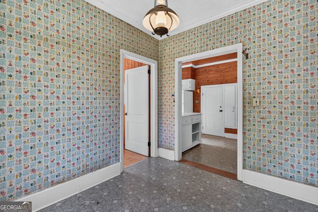 365 W Johnston Street, Forsyth, GA 31029