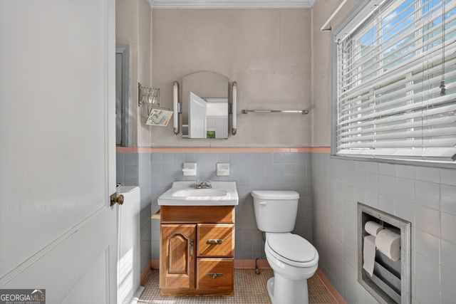 365 W Johnston Street, Forsyth, GA 31029