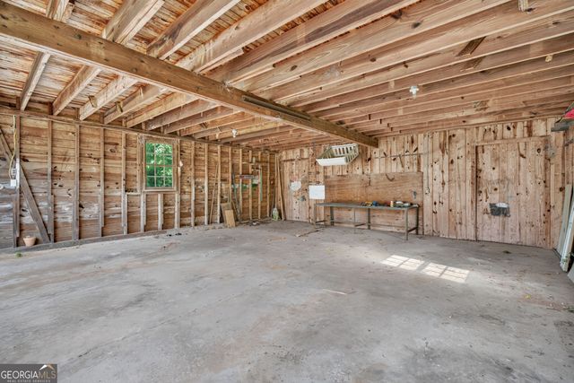 365 W Johnston Street, Forsyth, GA 31029
