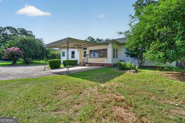 365 W Johnston Street, Forsyth, GA 31029