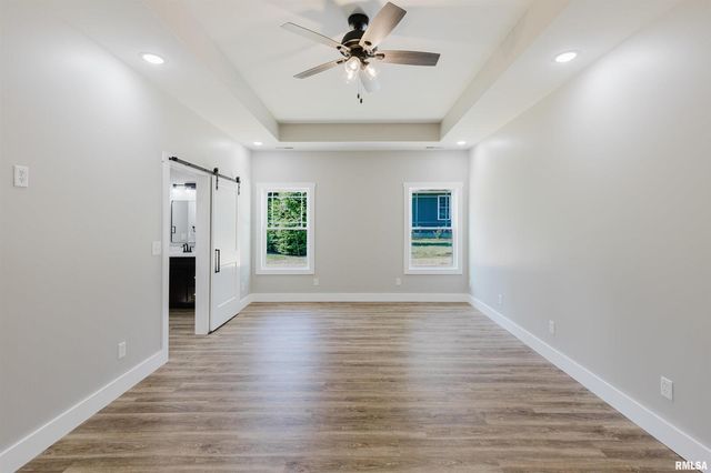 704 Jonathan Lane, Carterville, IL 62918