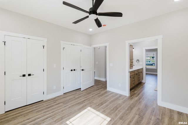 704 Jonathan Lane, Carterville, IL 62918